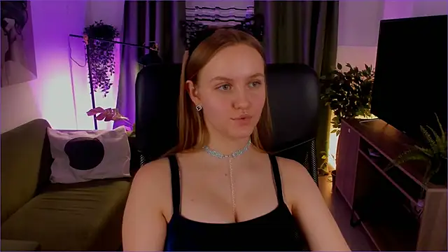KellyPoter online show from 12-14-24, 03:25