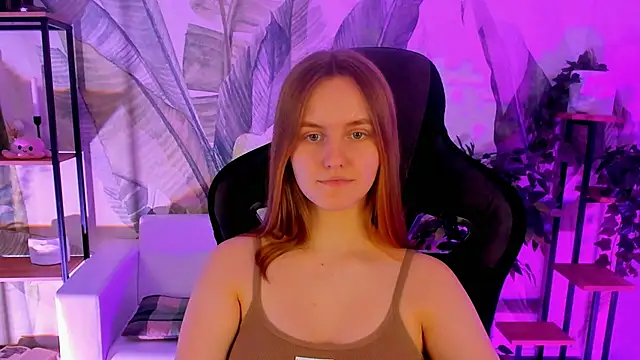 KellyPoter online show from 12-19-24, 02:02