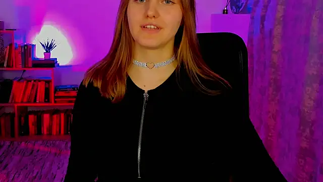 KellyPoter online show from 12-21-24, 06:23