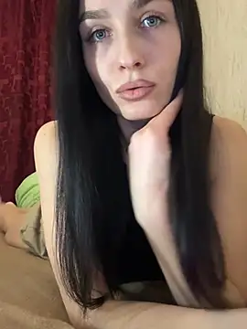 Snapshot of SpecialLina chatting on 03-04-25, 03:37 SpecialLina online show from 03-04-25, 03:37