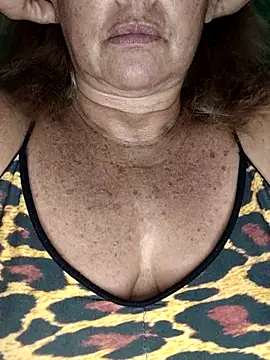 Kasandra Ho online show from 10-12-25, 01:04