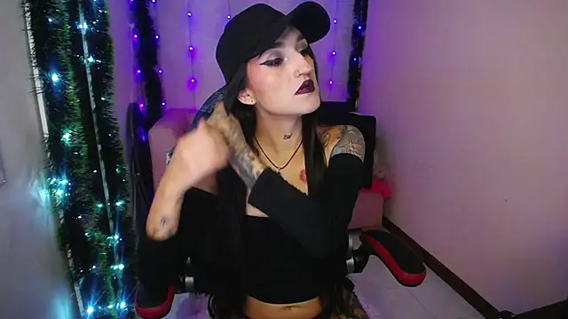 amelierouss online show from 12-12-24, 03:48