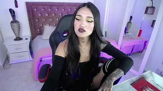 amelierouss online show from 02-03-25, 04:41