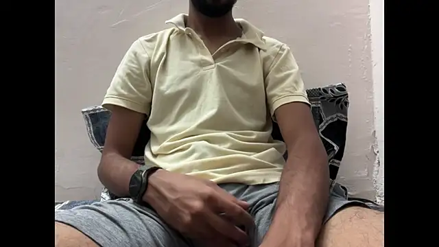 Snapshot of meatycronn chatting on 10-28-25, 09:06 meatycronn online show from 10-28-25, 09:06