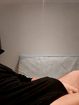 Snapshot of Achraf_walk chatting on 10-20-25, 01:39 Achraf walk online show from 10-20-25, 01:39