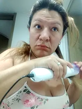 Skylar-Vox- online show from 02-20-25, 10:48