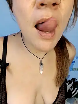 Skylar-Vox- online show from 02-27-25, 05:58