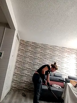 Skylar-Vox- online show from 09-18-25, 03:25