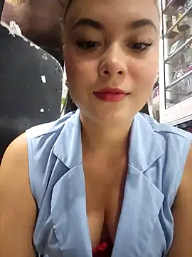 Snapshot of rapunzel069 chatting on 10-30-25, 08:20 rapunzel069 online show from 10-30-25, 08:20