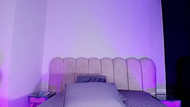 mia stanfort online show from 11-29-25, 07:17