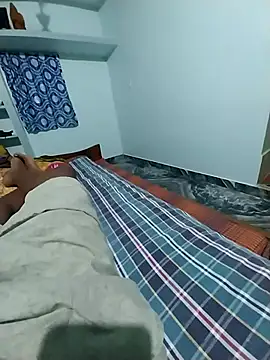 Snapshot of sudhastriper chatting on 10-27-25, 07:29 sudhastriper online show from 10-27-25, 07:29