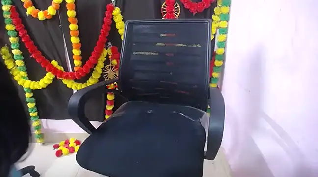 gulabo-Queen online show from 12-09-24, 03:54