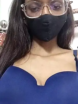Snapshot of Aaliya_Love chatting on 01-02-25, 07:12 Aaliya Love online show from 01-02-25, 07:12