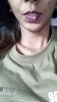 Snapshot of Aaliya_Love chatting on 01-26-25, 06:16 Aaliya Love online show from 01-26-25, 06:16