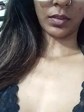 Snapshot of Aaliya_Love chatting on 01-29-25, 06:12 Aaliya Love online show from 01-29-25, 06:12
