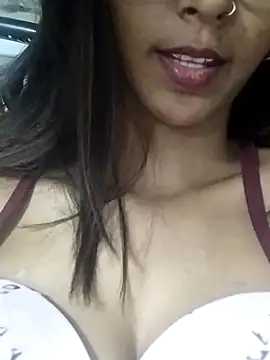 Snapshot of Aaliya_Love chatting on 02-25-25, 02:54 Aaliya Love online show from 02-25-25, 02:54