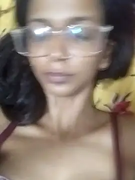 Snapshot of Aaliya_Love chatting on 03-02-25, 05:47 Aaliya Love online show from 03-02-25, 05:47