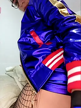 Snapshot of Melinaa-sex chatting on 10-31-25, 11:22 Melinaa-sex online show from 10-31-25, 11:22