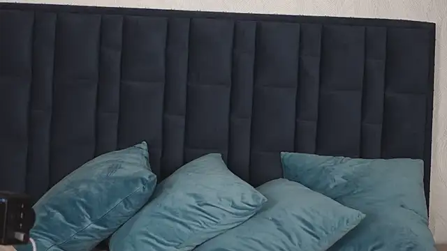 GabyRios online show from 01-06-25, 01:31
