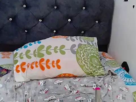 Lunaxx21 online show from 02-03-26, 06:22