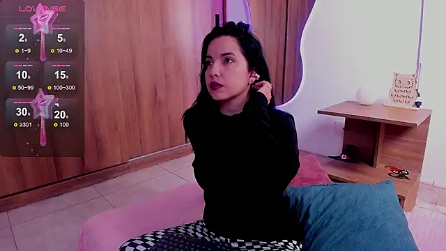 Snapshot of tatiana_sc chatting on 10-25-25, 12:23 tatiana sc online show from 10-25-25, 12:23