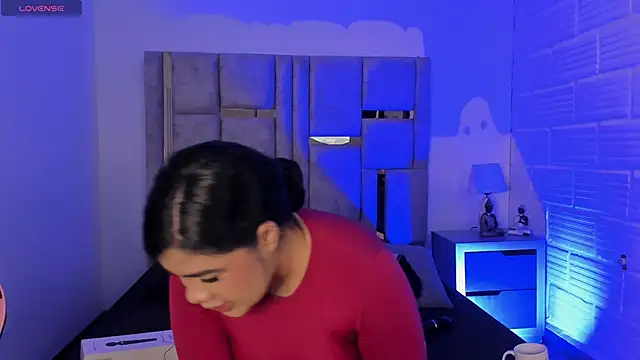 EmmaBecket2 online show from 10-08-25, 12:14