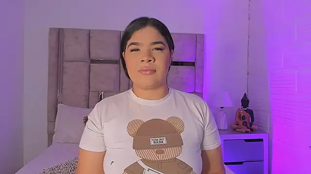 EmmaBecket2 online show from 10-16-25, 12:39