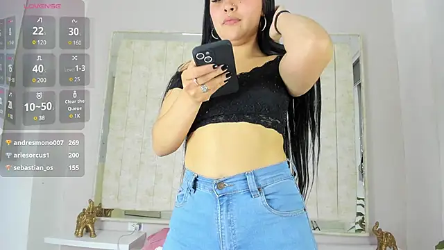 Snapshot of Annie9_ chatting on 01-16-25, 05:11 Annie9 online show from 01-16-25, 05:11