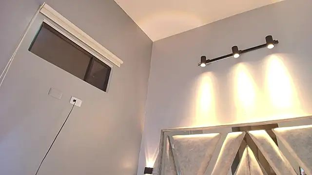 Snapshot of Annie9_ chatting on 09-11-25, 04:12 Annie9 online show from 09-11-25, 04:12