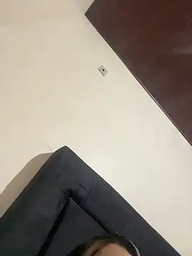 hotskinny1 online show from 03-03-25, 11:14