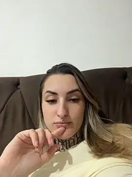 hotskinny1 online show from 05-11-26, 11:13