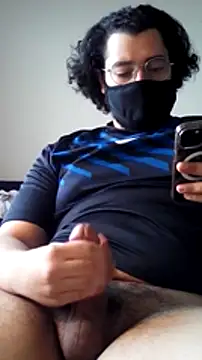 Snapshot of themasteer69 chatting on 01-28-25, 06:07 themasteer69 online show from 01-28-25, 06:07