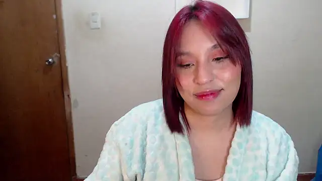 annie3 online show from 01-10-25, 02:35
