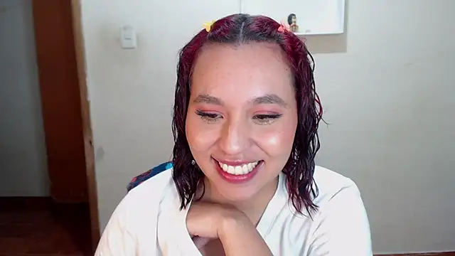 annie3 online show from 01-17-25, 03:45