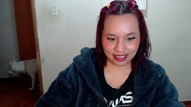 annie3 online show from 01-18-25, 06:13
