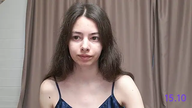 Snapshot of sweet_sweet_angel chatting on 10-15-25, 07:30 sweet sweet angel online show from 10-15-25, 07:30