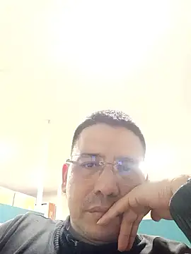 Snapshot of Edipaca chatting on 09-25-25, 01:42 Edipaca online show from 09-25-25, 01:42