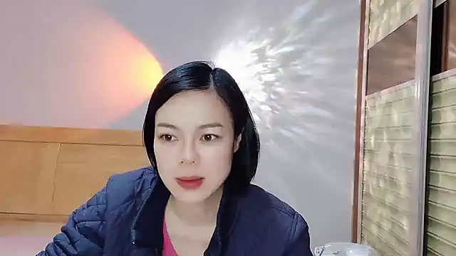 Linda-LL online show from 01-10-25, 02:04