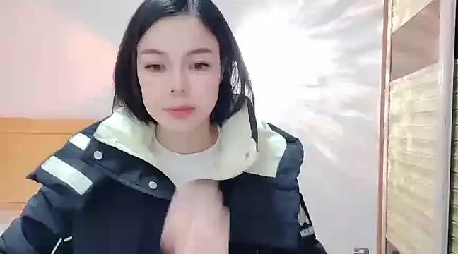 Linda-LL online show from 01-16-25, 05:21