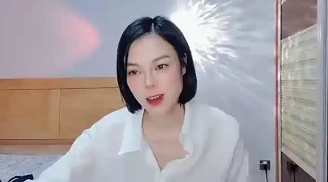 Linda-LL online show from 01-18-25, 02:23