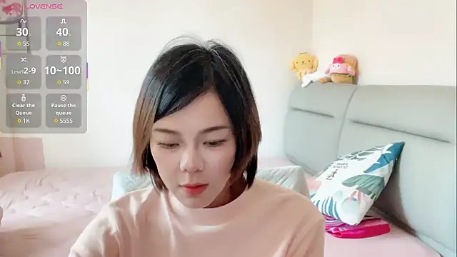 Linda-LL online show from 04-30-26, 05:03