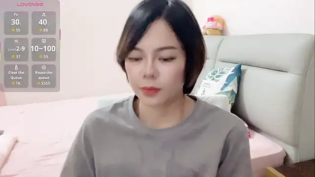 Linda-LL online show from 05-06-26, 12:21