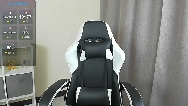 Snapshot of Eva_toy chatting on 01-23-25, 05:24 Eva toy online show from 01-23-25, 05:24