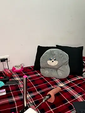 paisitahot1975 online show from 11-08-25, 10:41