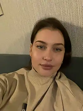 KikiWatson online show from 02-02-25, 11:08