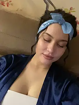 KikiWatson online show from 02-27-25, 05:04