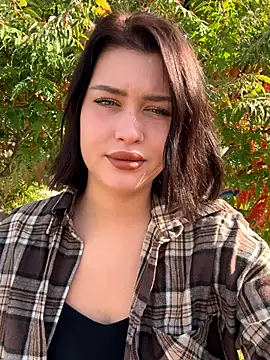 KikiWatson online show from 09-18-25, 06:04