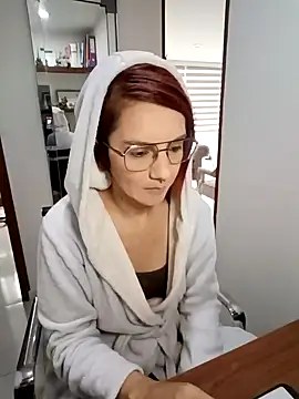 your red rose  online show from 12-10-24, 02:06