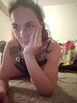 Snapshot of thatonespicychick chatting on 12-20-24, 01:54 thatonespicychick online show from 12-20-24, 01:54