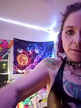 Snapshot of thatonespicychick chatting on 01-04-25, 05:48 thatonespicychick online show from 01-04-25, 05:48